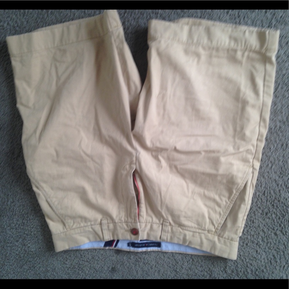 Tommy Hilfiger Khaki Shorts